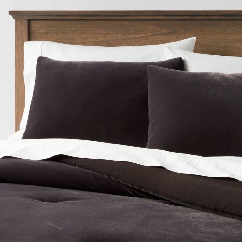 Full/Queen Lustrous Velvet Comforter & Sham Set Black - OEKO-TEX Plush